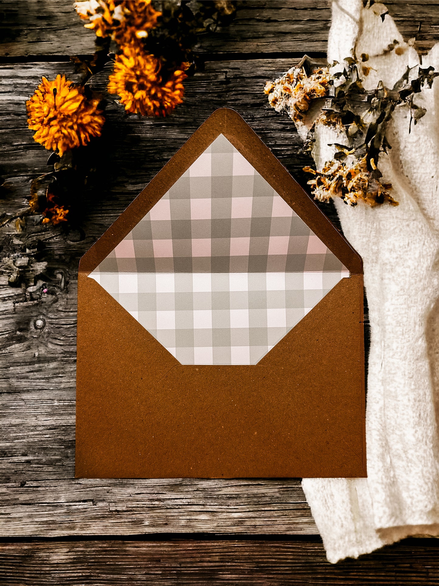 Envelope Liner - Gingham