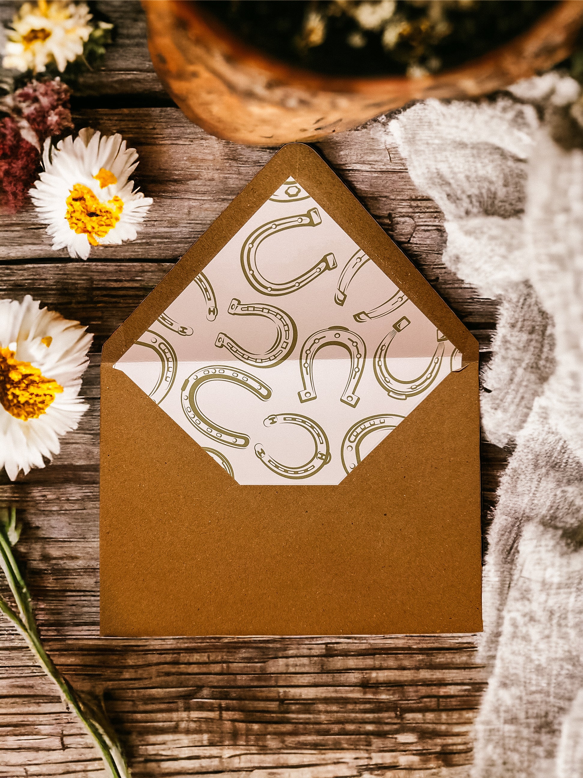 Envelope Liner - Horseshoes