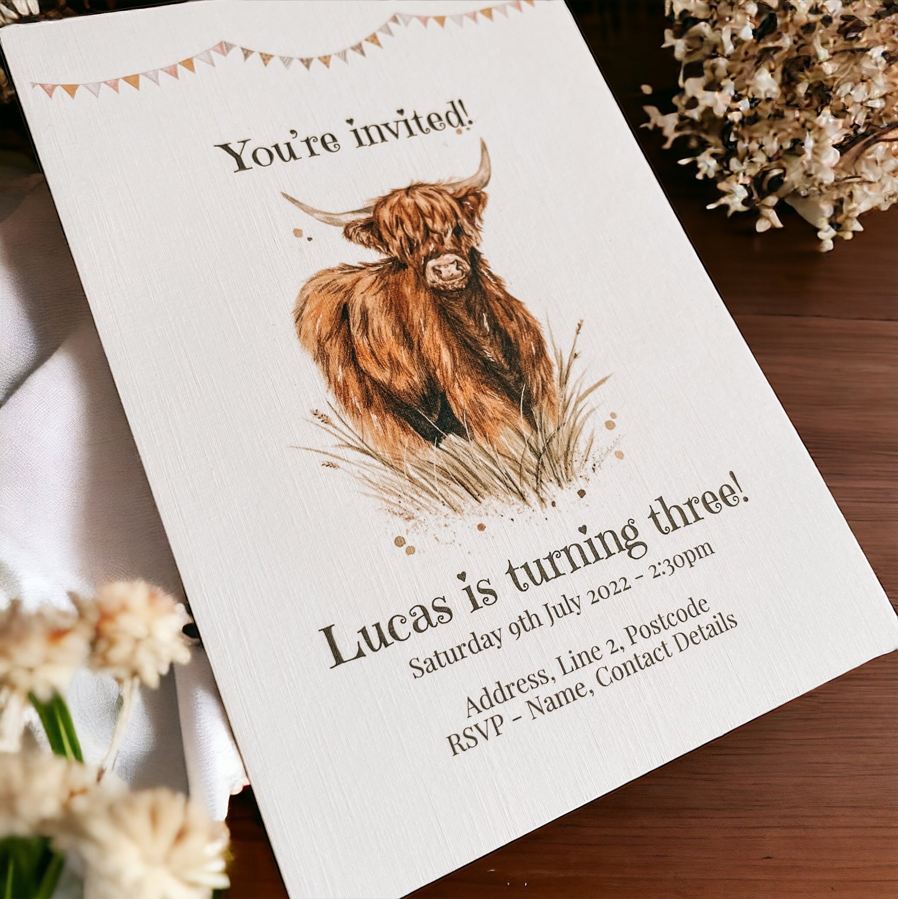 Highland Cow Birthday Invitation